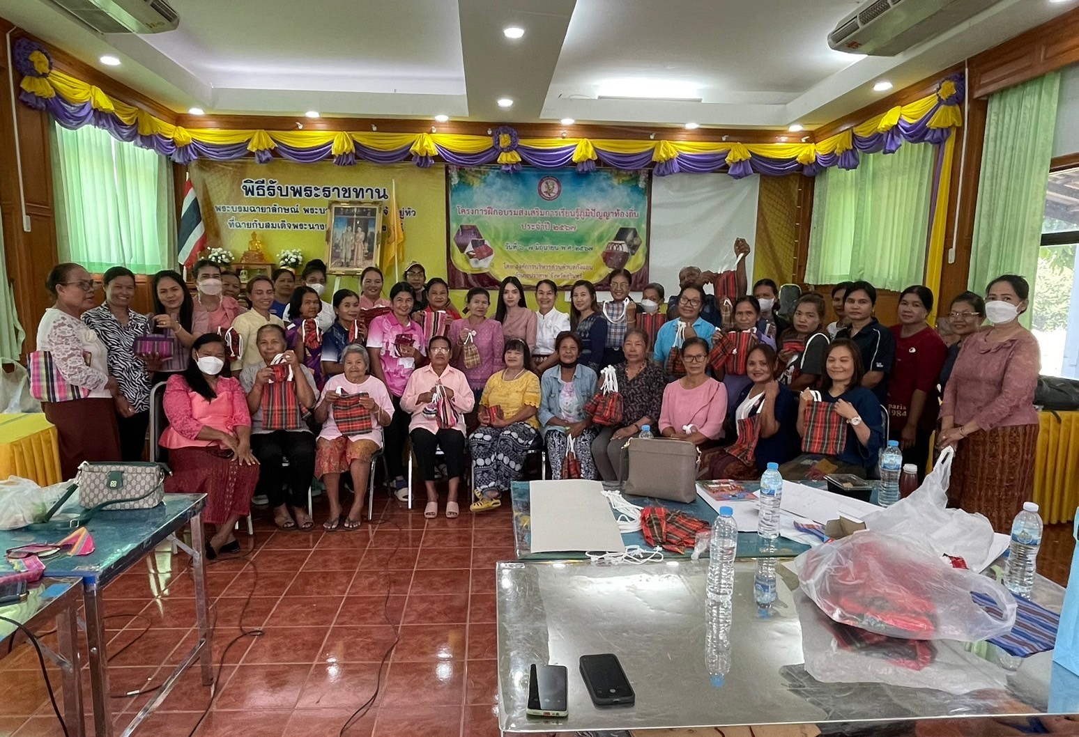 โครงการฝึกอบรมส่งเสริมการเรียนรู้ภูมิปัญญาท้องถิ่น ประจำปี 2567